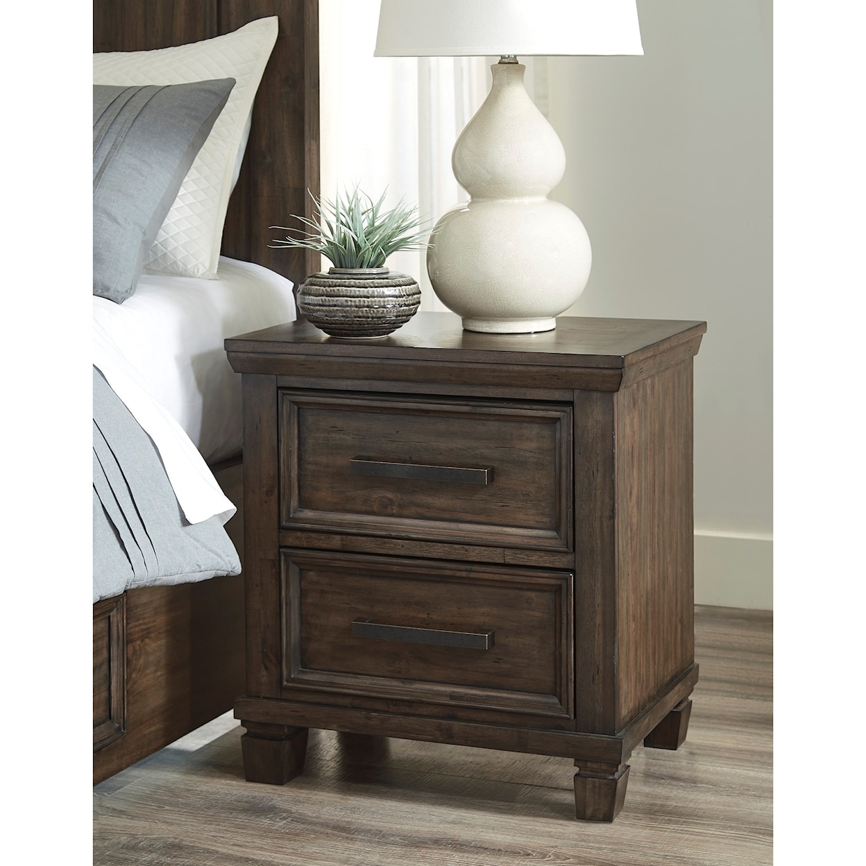 Signature Design by Ashley Johurst Nightstand