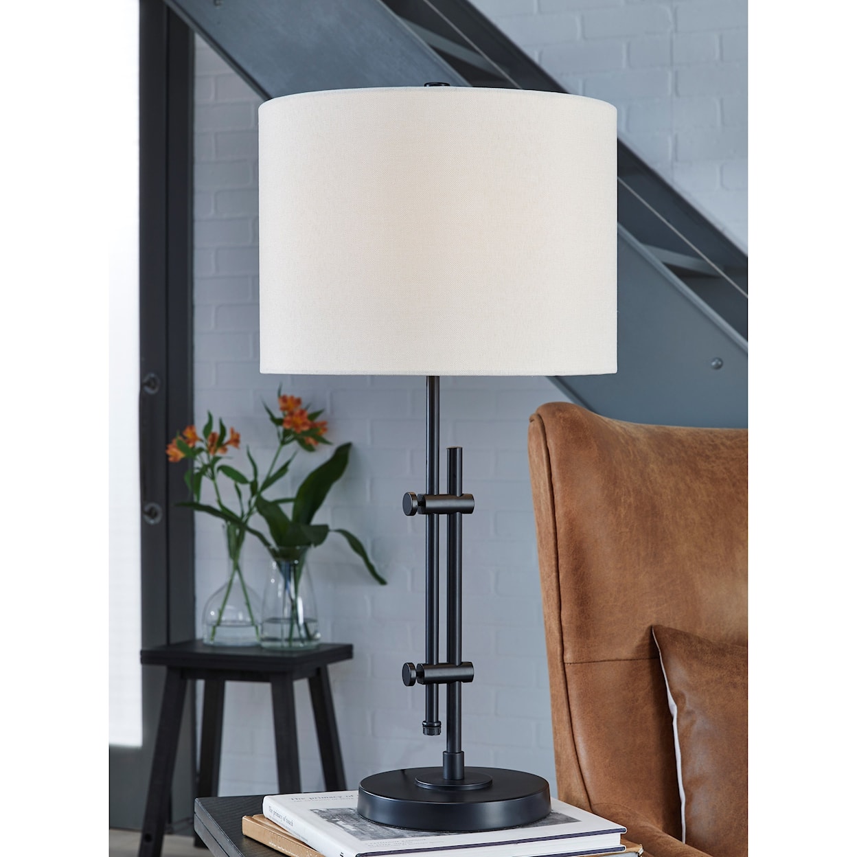 Signature Design by Ashley Lamps - Casual Baronvale Table Lamp