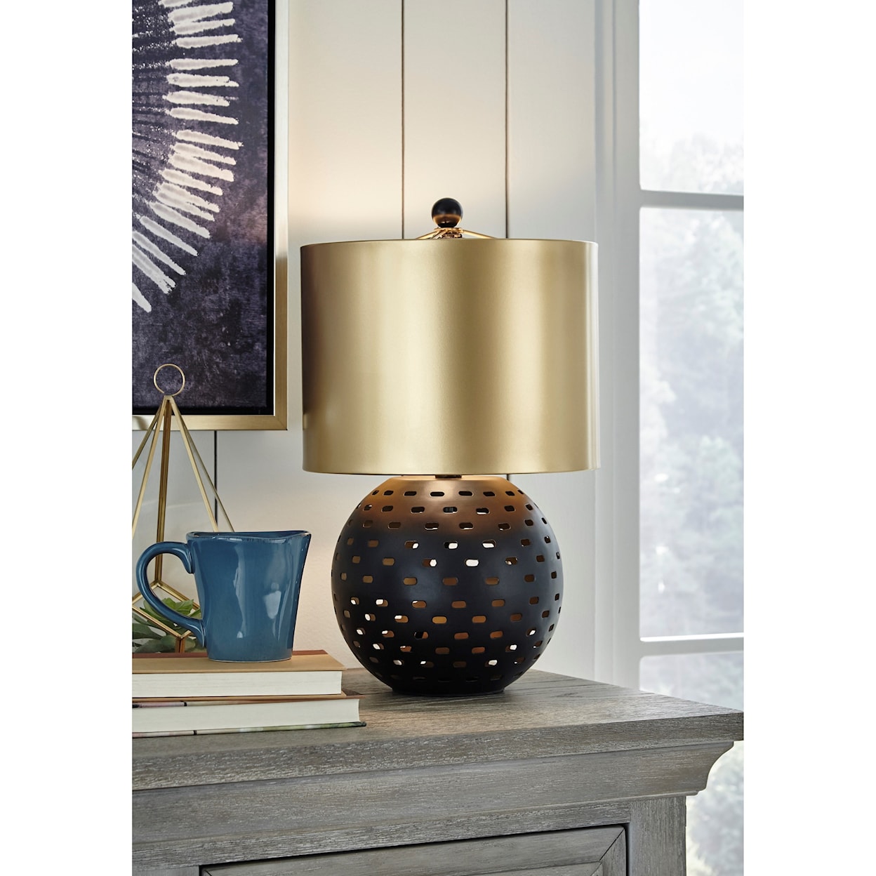 Ashley Lamps - Contemporary Mareike Black/Gold Finish Metal Table Lamp