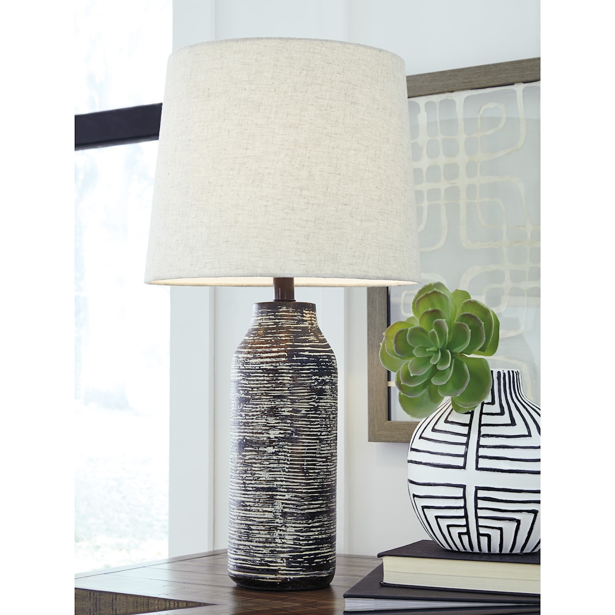 Signature Design by Ashley Lamps - Contemporary Set of 2 Mahima Black/White Table Lamps