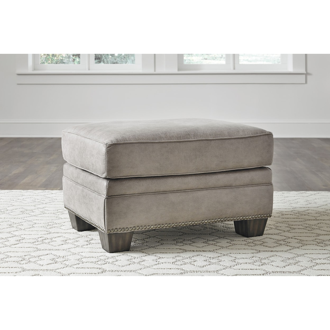 Signature Olsberg Ottoman