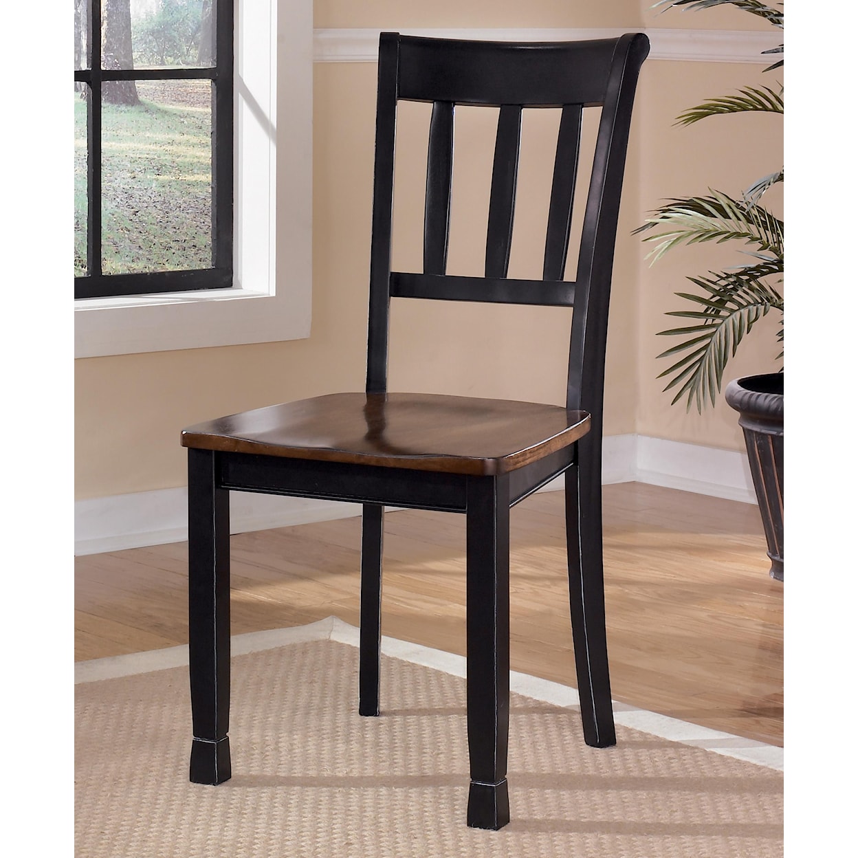 Signature Design Owingsville Dining Room Side Chair