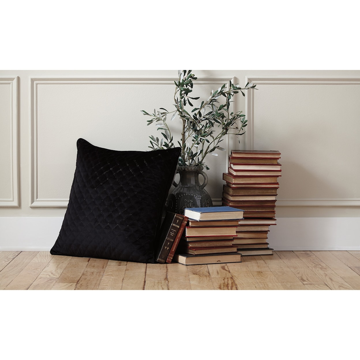 Ashley Furniture Signature Design Pillows Piercetown Black Pillow