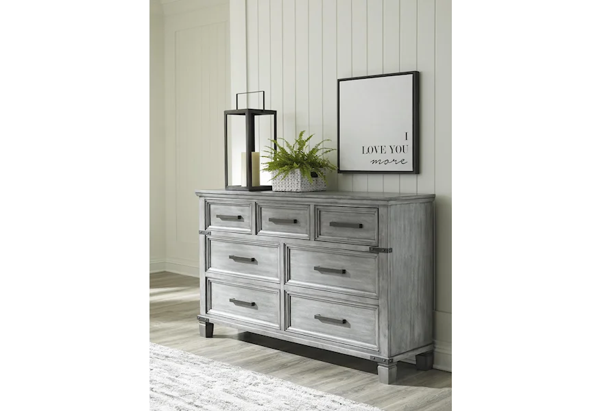 Russelyn Dresser by Signature Design by Ashley at Sam Levitz Furniture