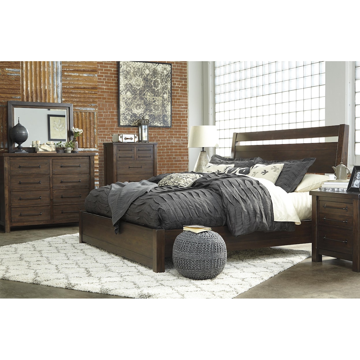 Signature Design by Ashley Starmore Queen Panel Bed