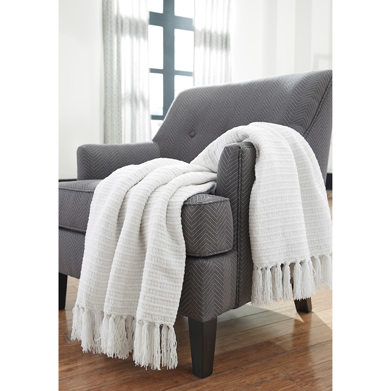 Signature Design by Ashley Furniture Throws Santino - Ivory Throw