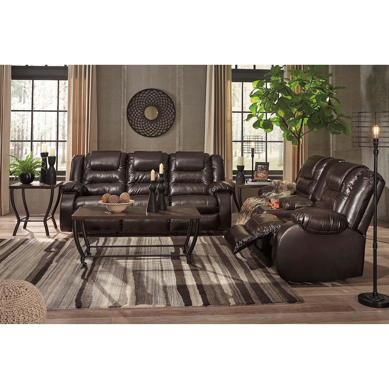 StyleLine Vacherie Reclining Living Room Group