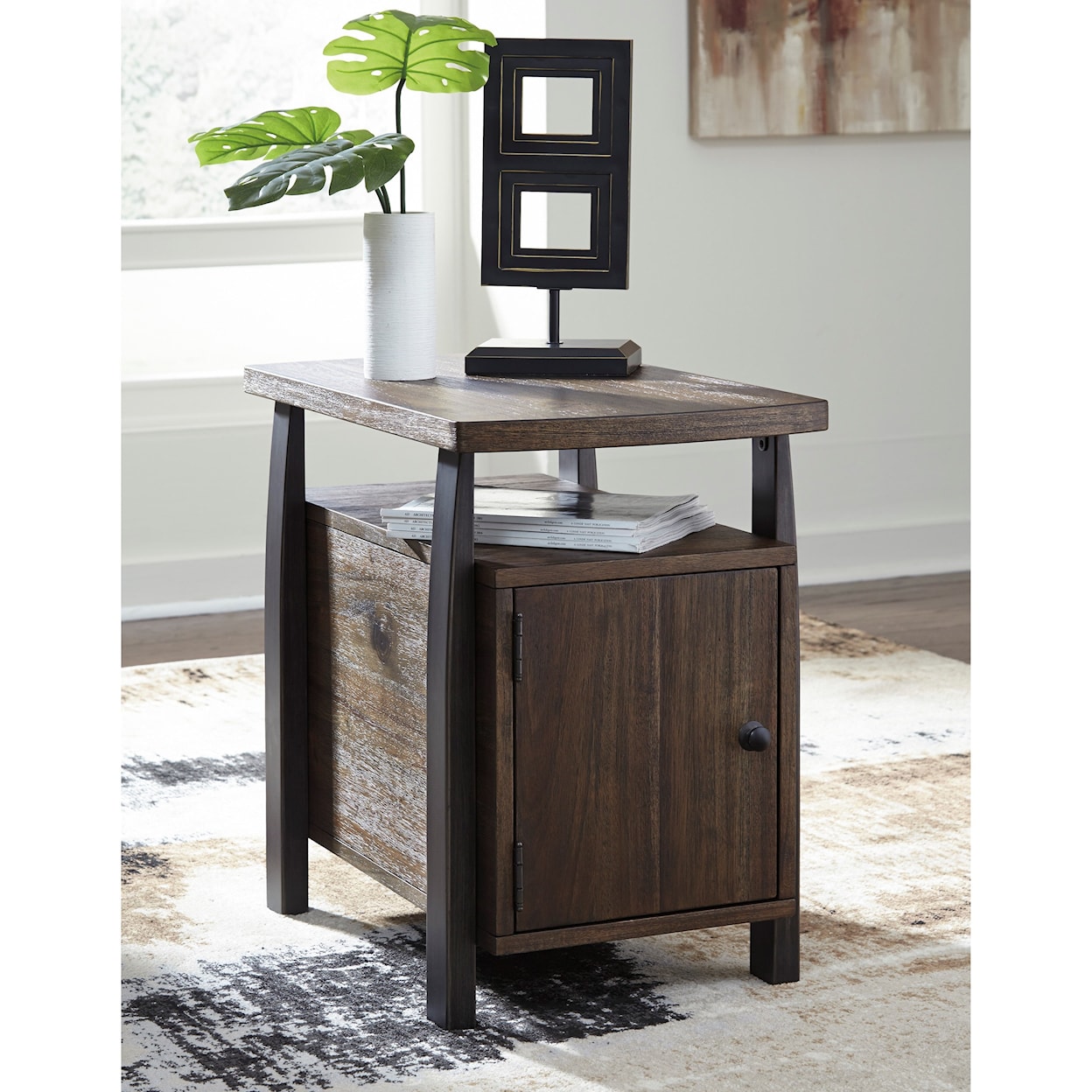 Signature Design by Ashley Vailbry Chairside Table