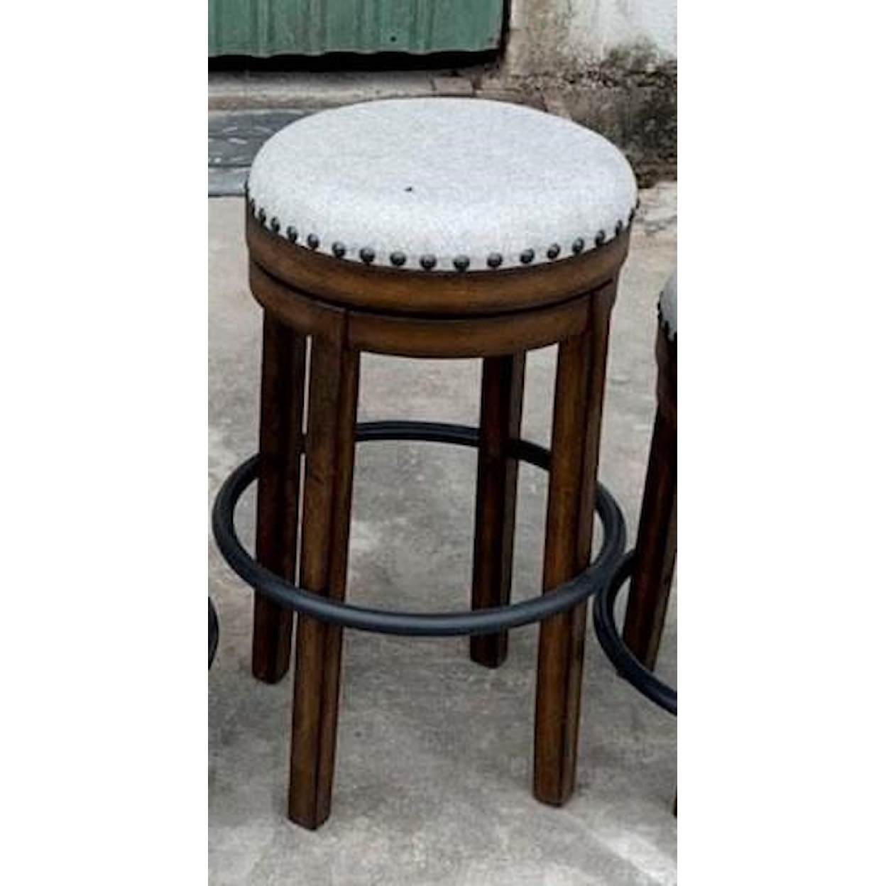 Signature Design by Ashley Valebeck 30" Upholstered Swivel Bar Stool