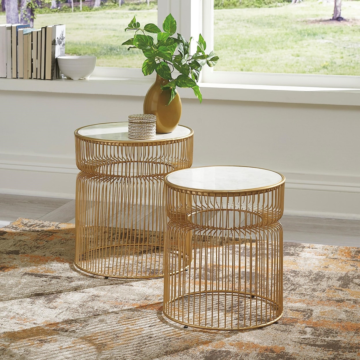 Signature Design by Ashley Furniture Vernway Accent Table Set