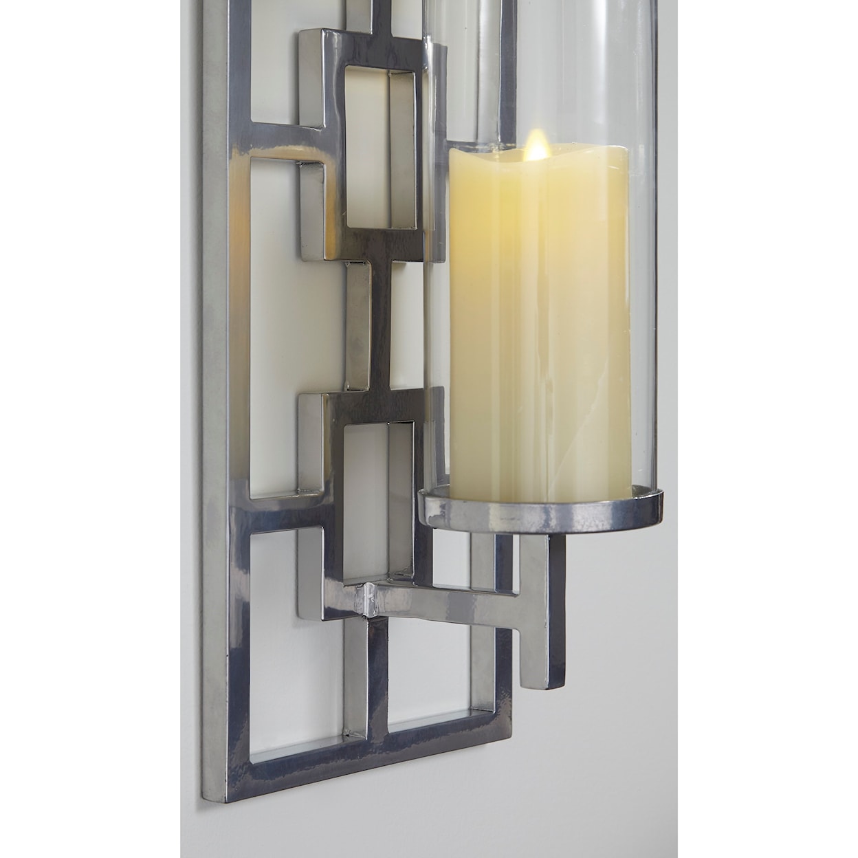 Signature Design Wall Art Brede Silver Finish Wall Sconce