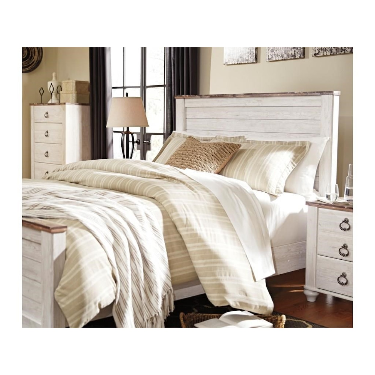 Signature Design by Ashley Willowton Queen 5 Piece Bedroom Group