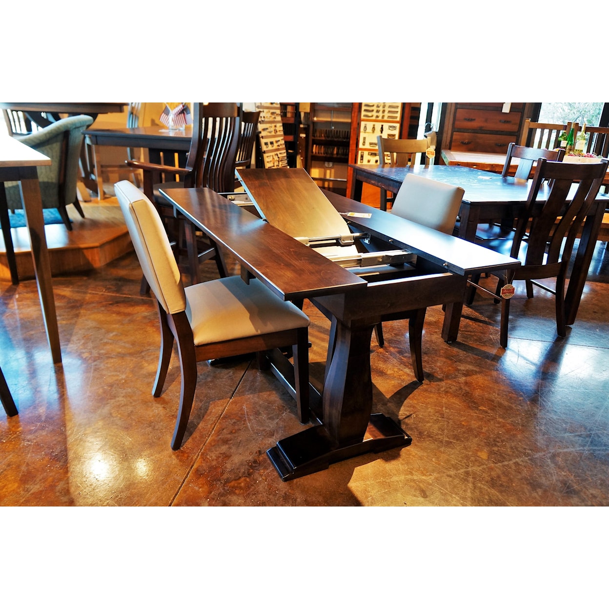 Simply Amish Avalon Sofa/Dining Table