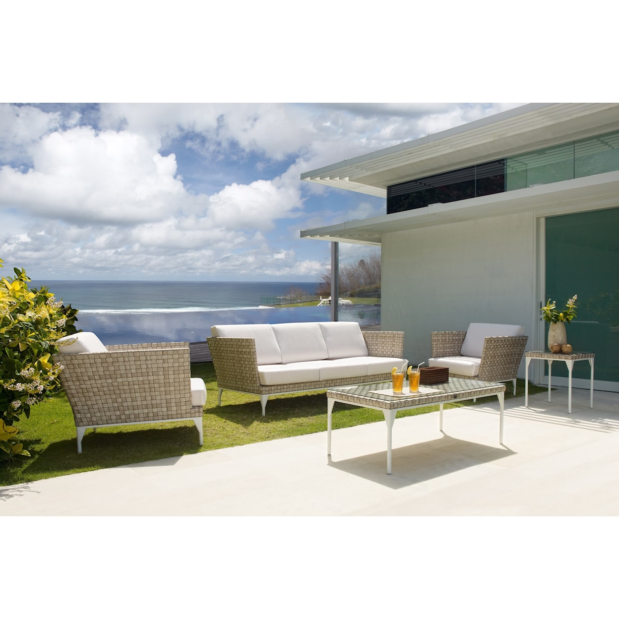 Skyline Design BRAFTA Outdoor Sofa