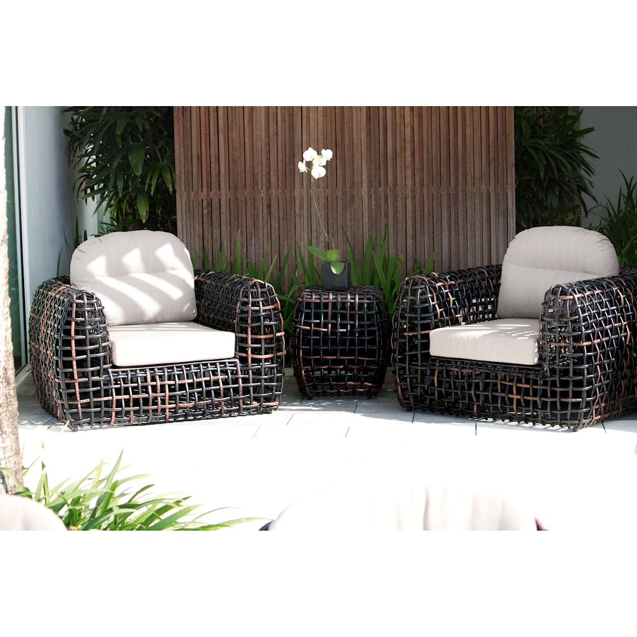 Skyline Design Dynasty Outdoor Armchair