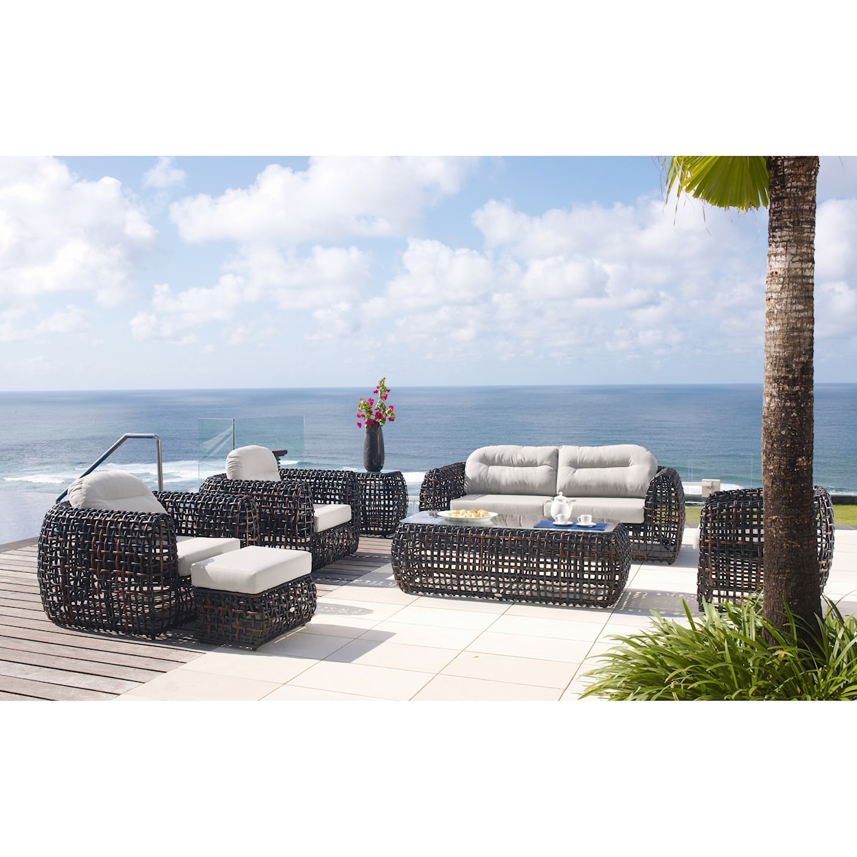 Skyline Design Dynasty Outdoor Armchair