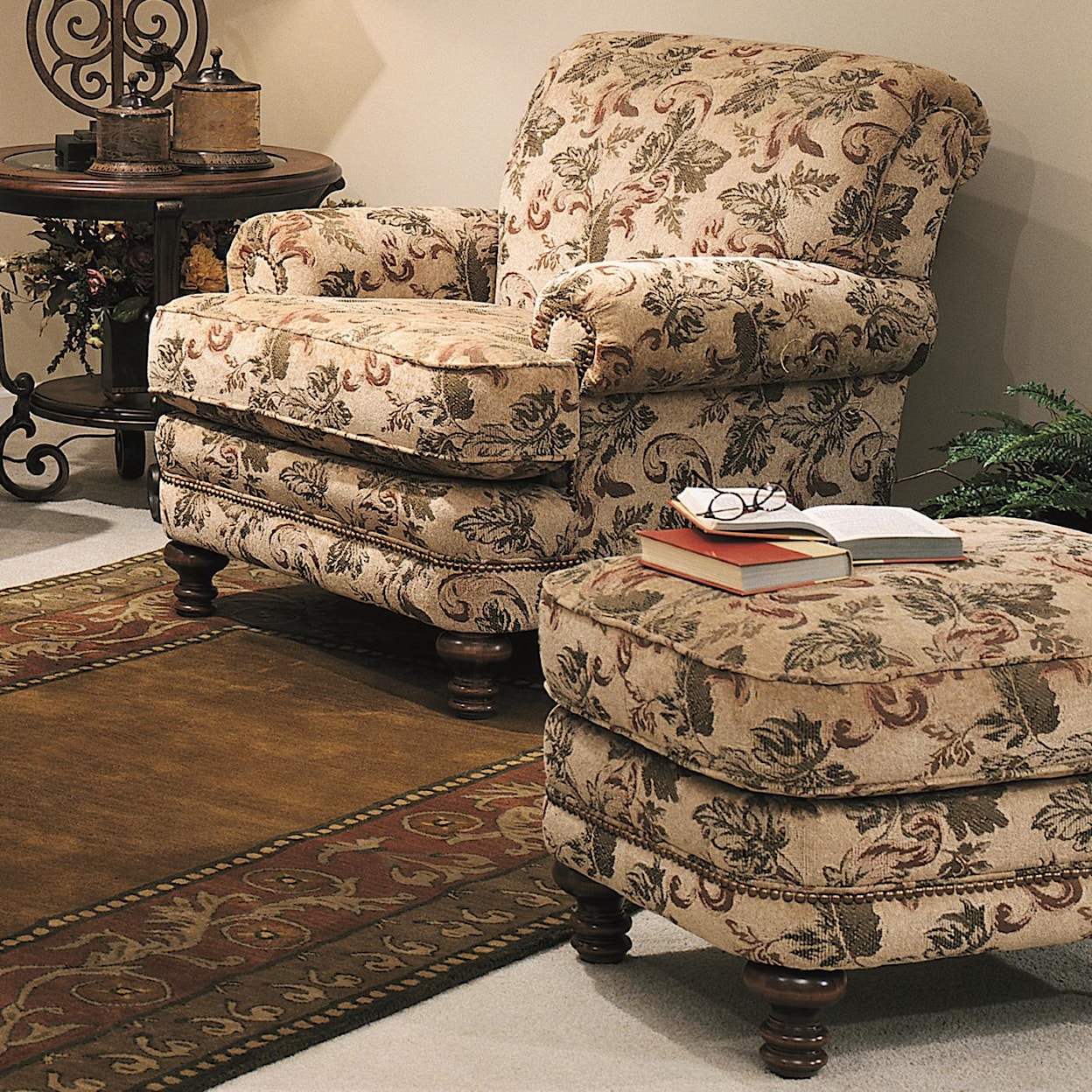 Smith Brothers 346 Chair and Ottoman Set