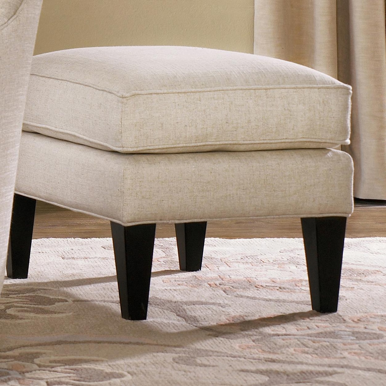 Smith Brothers 502 Style Group Ottoman