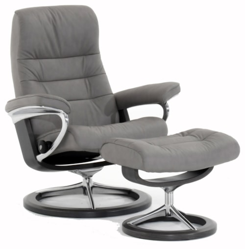 Medium Chair with Signature Base