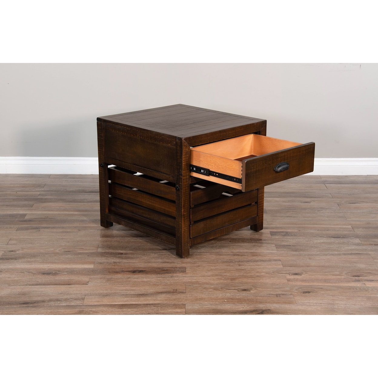 Sunny Designs Homestead End Table