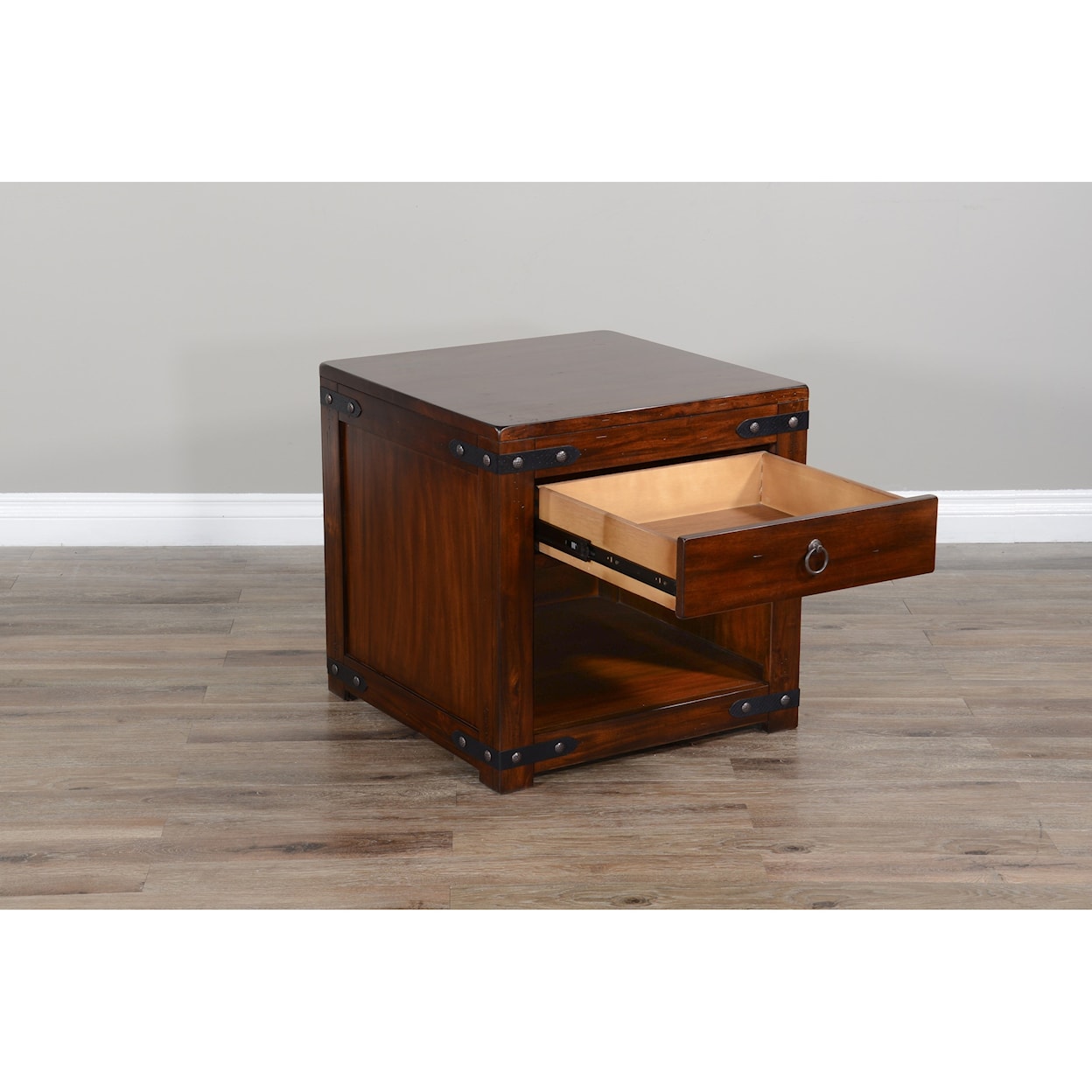 Sunny Designs Santa Fe 2 End Table