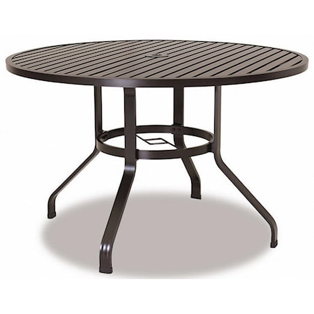 Outdoor Round Dining Table