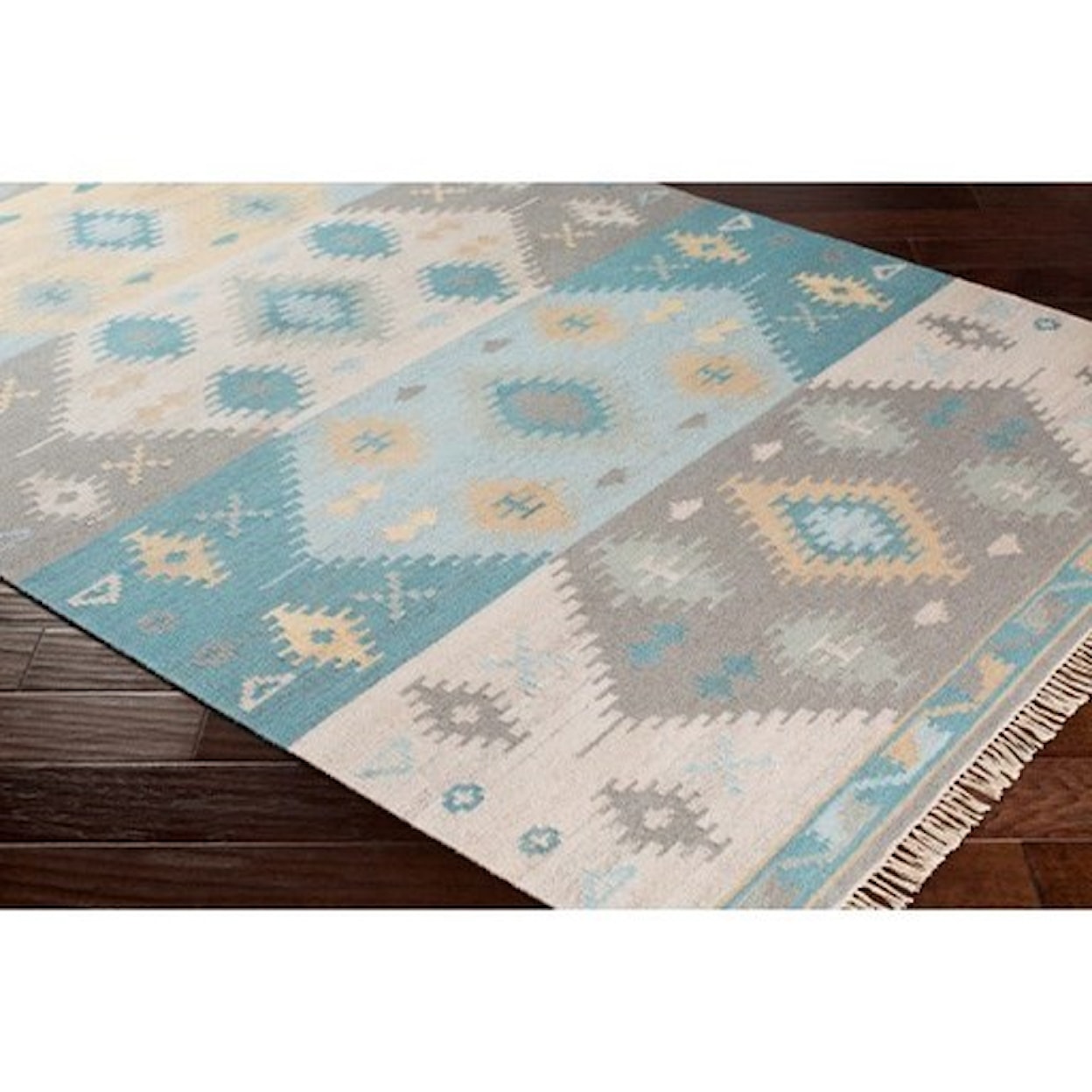 Surya Adia 5' x 7'6" Rug