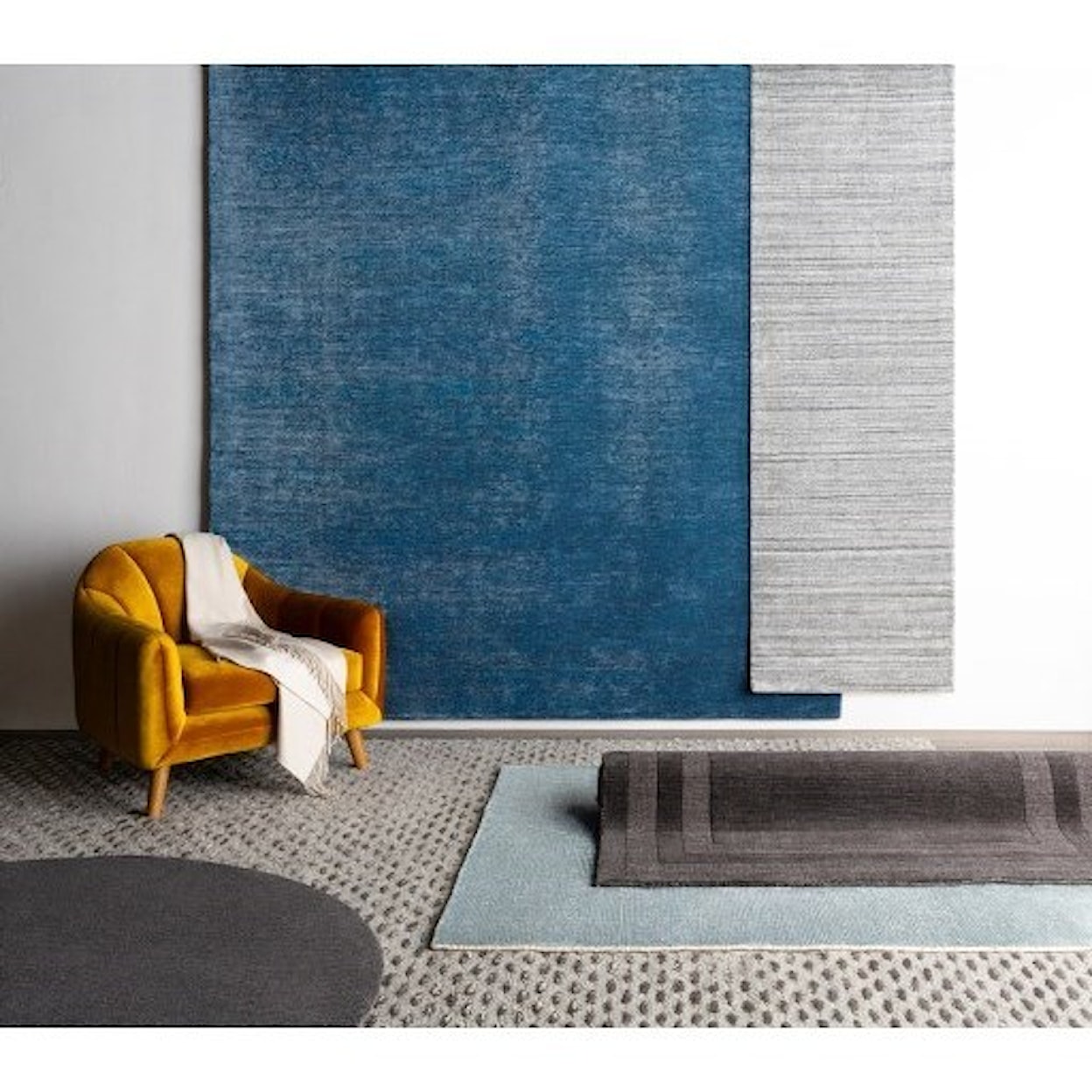 Surya Amalfi 5' x 7'6" Rug