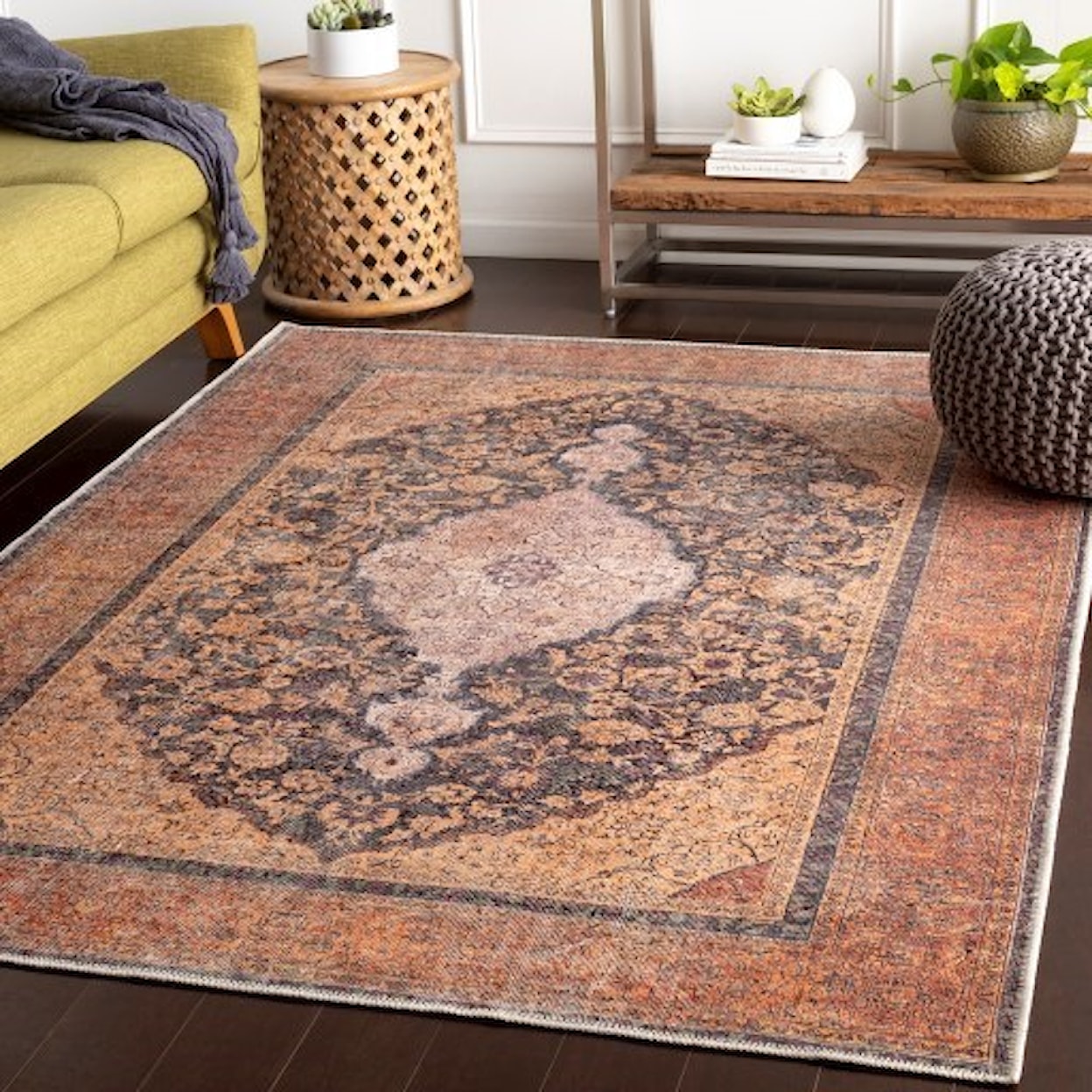 Surya Amelie 5'3" x 7'3" Rug