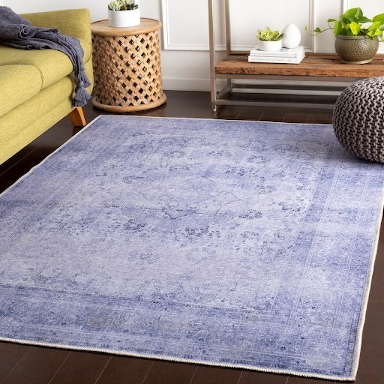 Surya Amelie 8'10" x 12' Rug