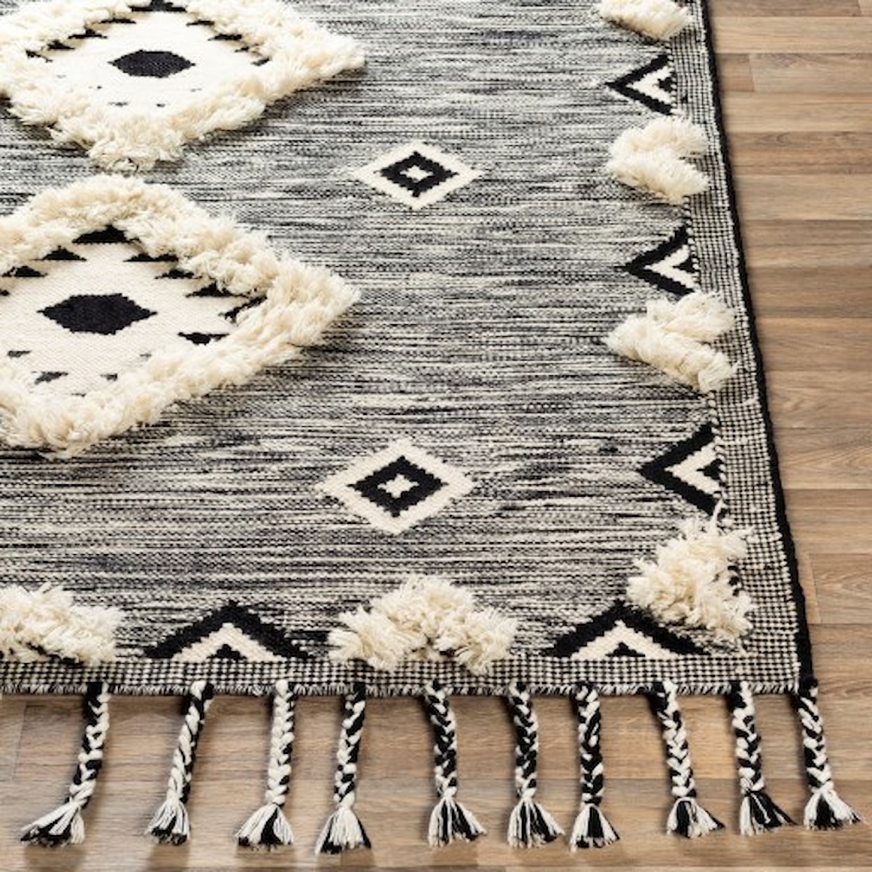 Carolina Rugs Apache 2'6" x 8' Rug