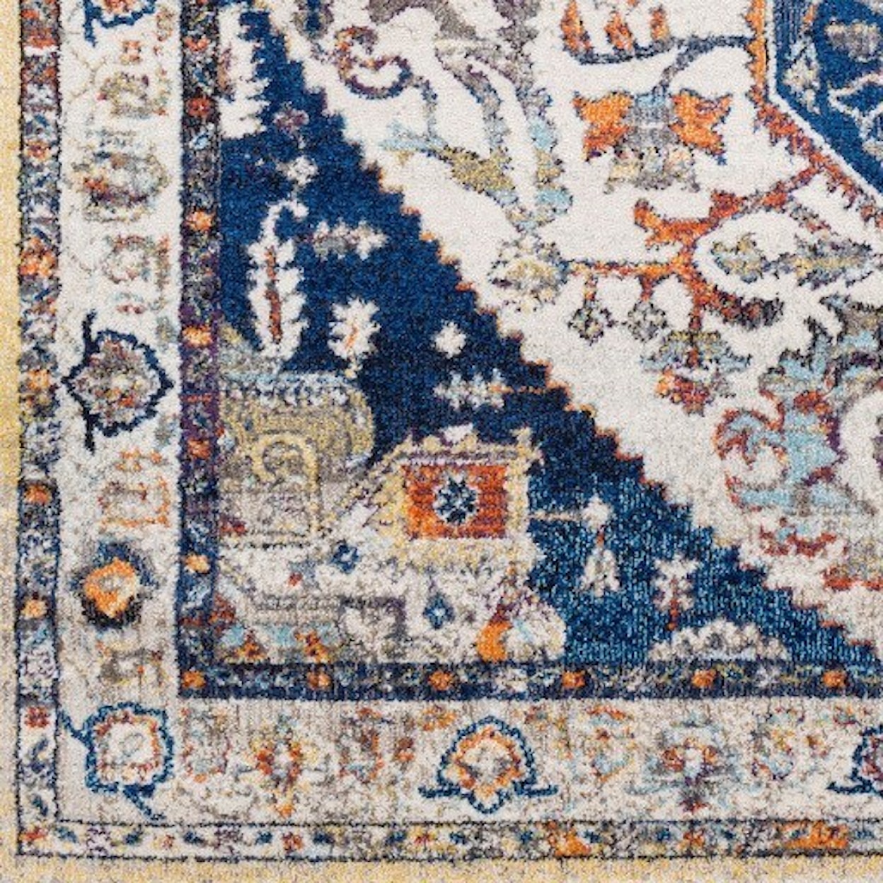 Surya Ararat 2' x 3' Rug