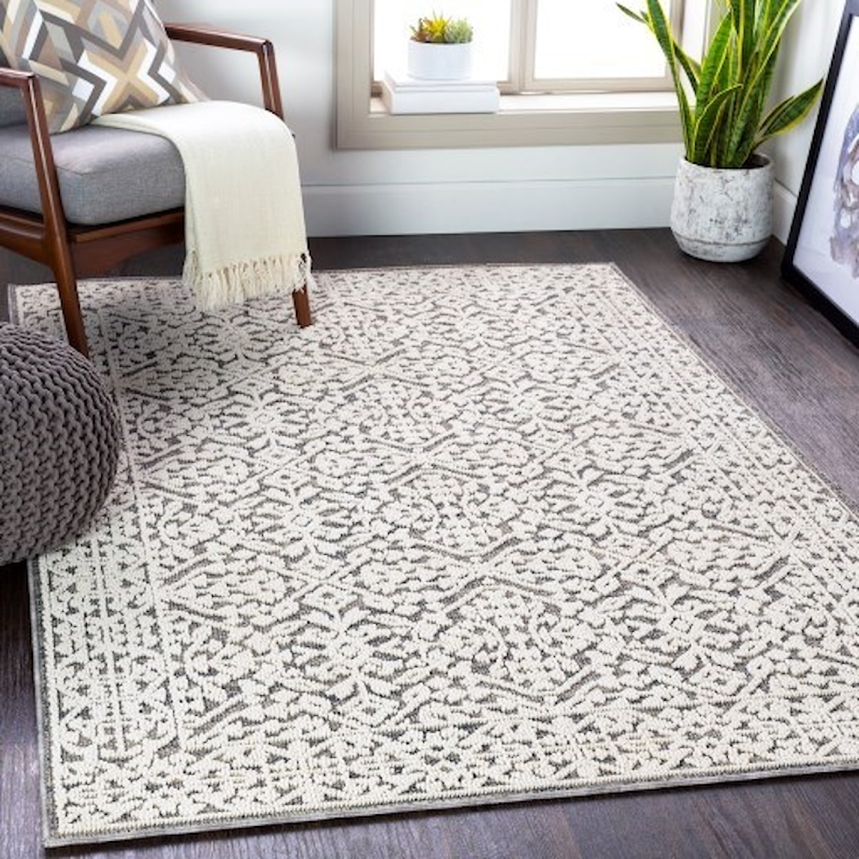 Surya Ariana 2' x 3' Rug