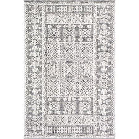 2'3" x 3'9" Rug