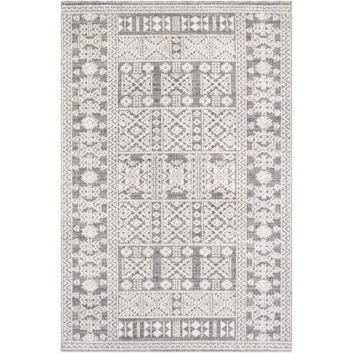 2'3" x 3'9" Rug