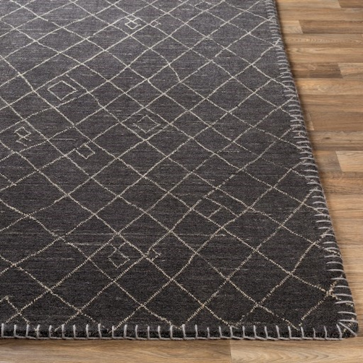 Surya Arlequin 2' x 3' Rug