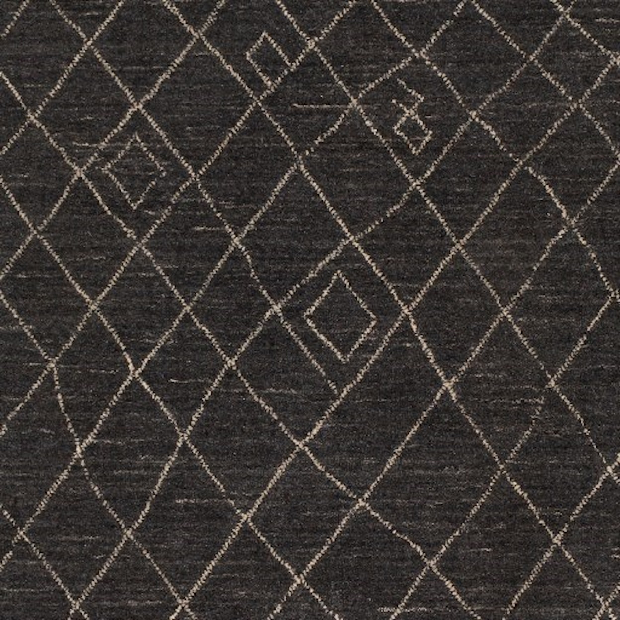 Surya Arlequin 4' x 6' Rug