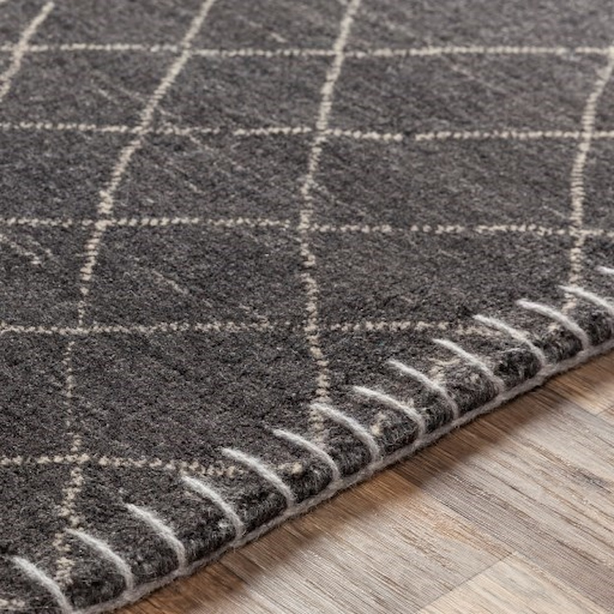 Surya Arlequin 6' x 9' Rug