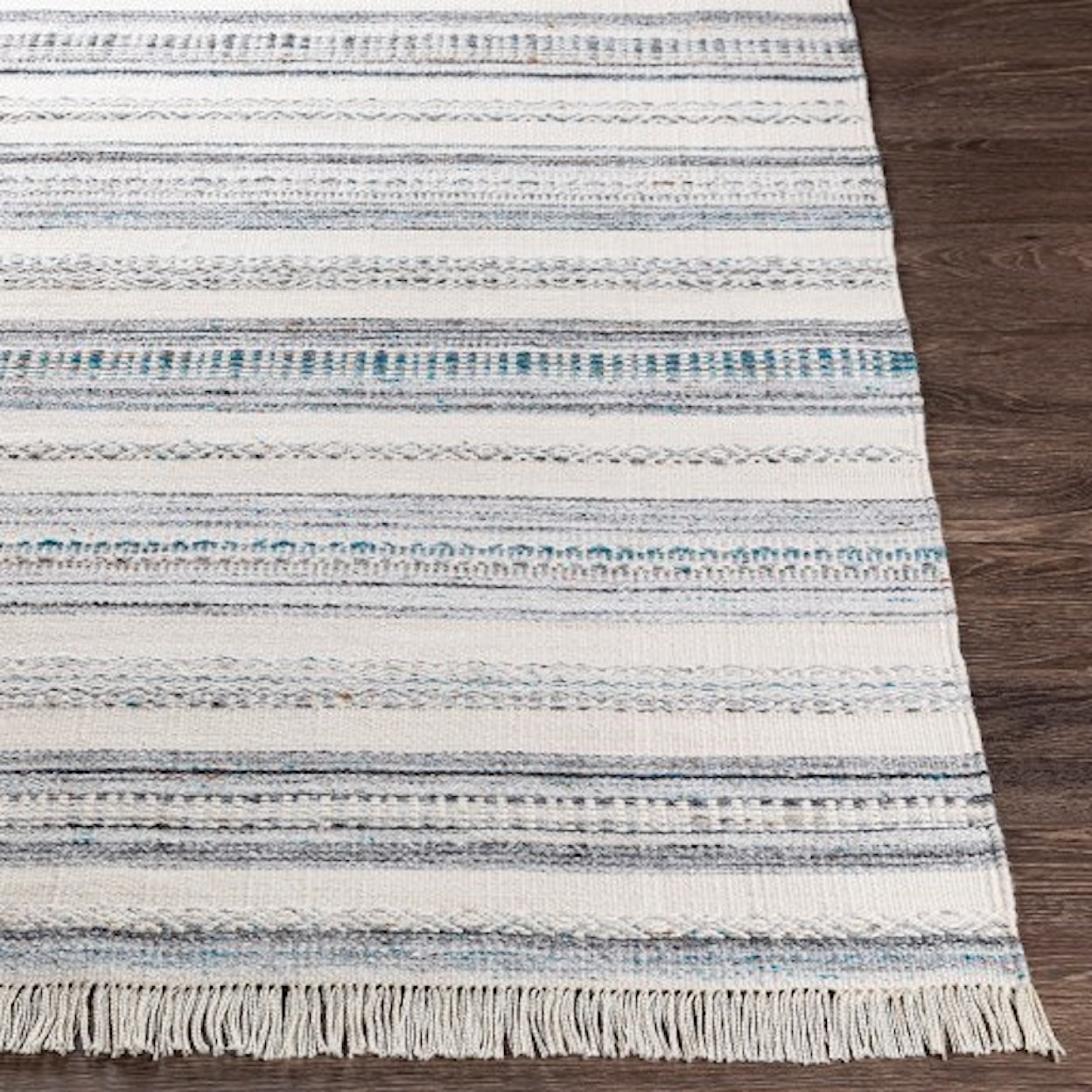 Surya Azalea 2' x 3' Rug