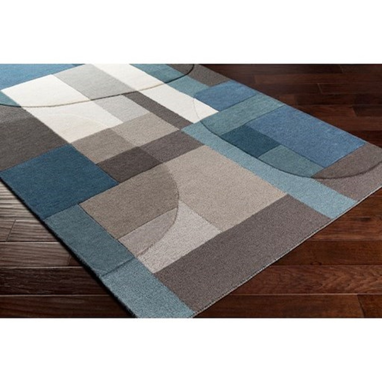 Surya Brooklyn 5' x 7'6" Rug