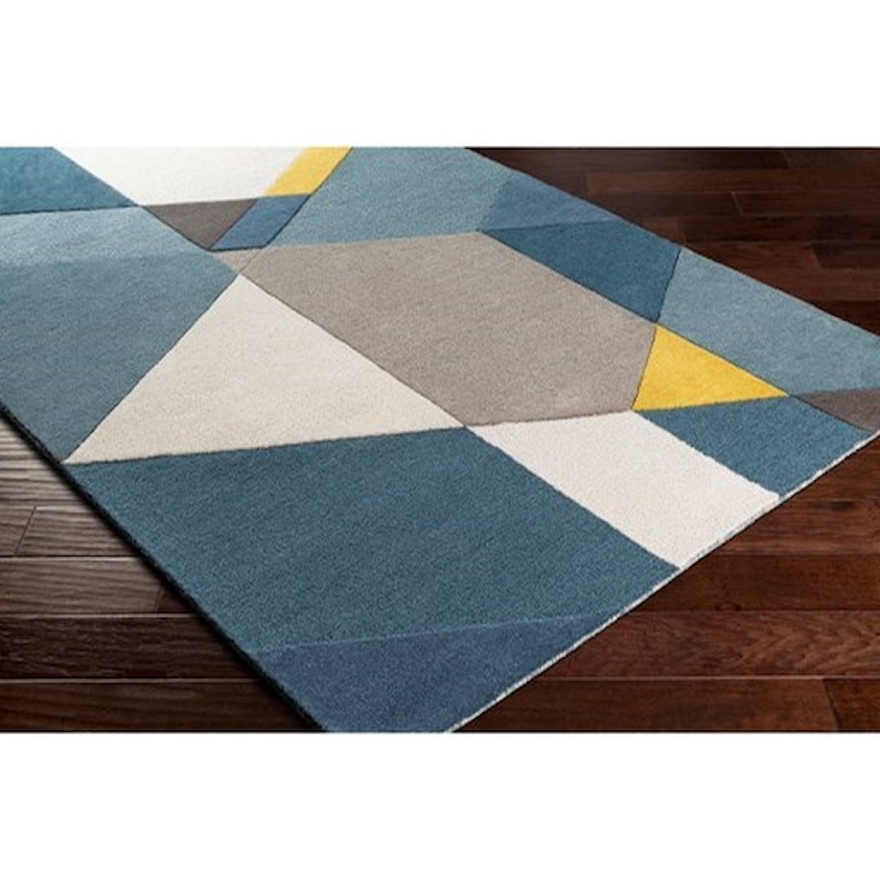 Surya Brooklyn 5' x 7'6" Rug