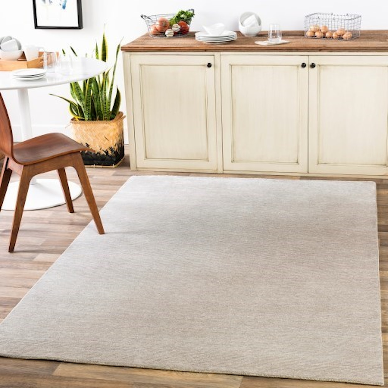 Surya Capri 5' x 7'6" Rug