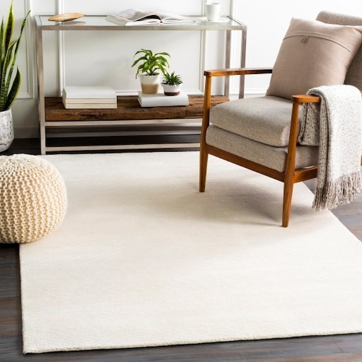 Surya Capri 4' x 6' Rug