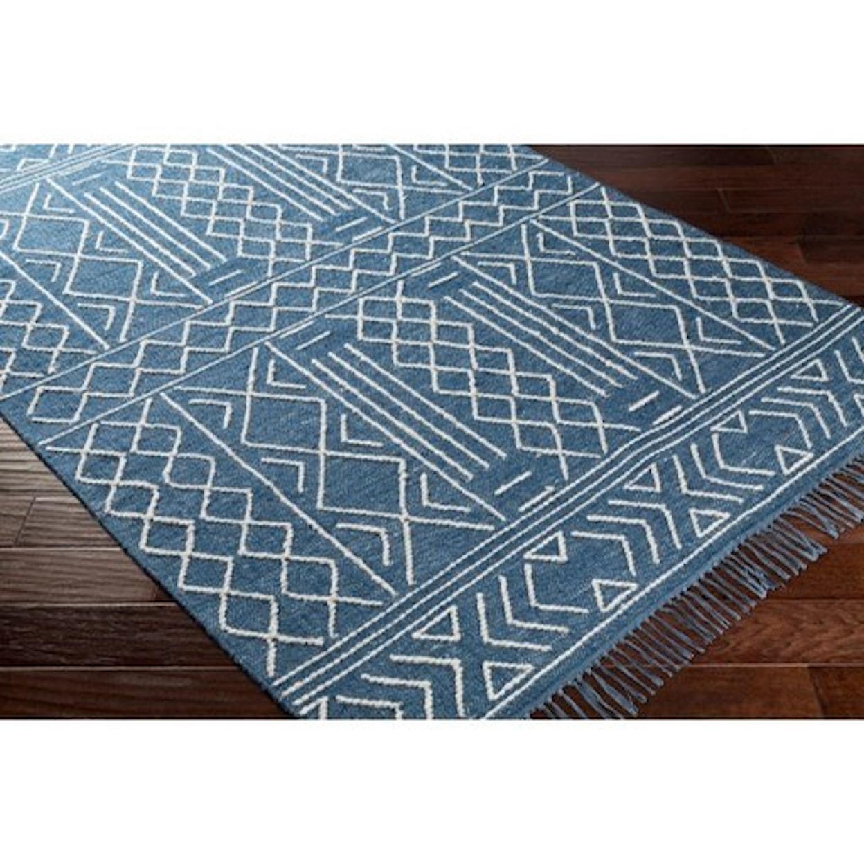 Surya Cheyenne 2' x 3' Rug