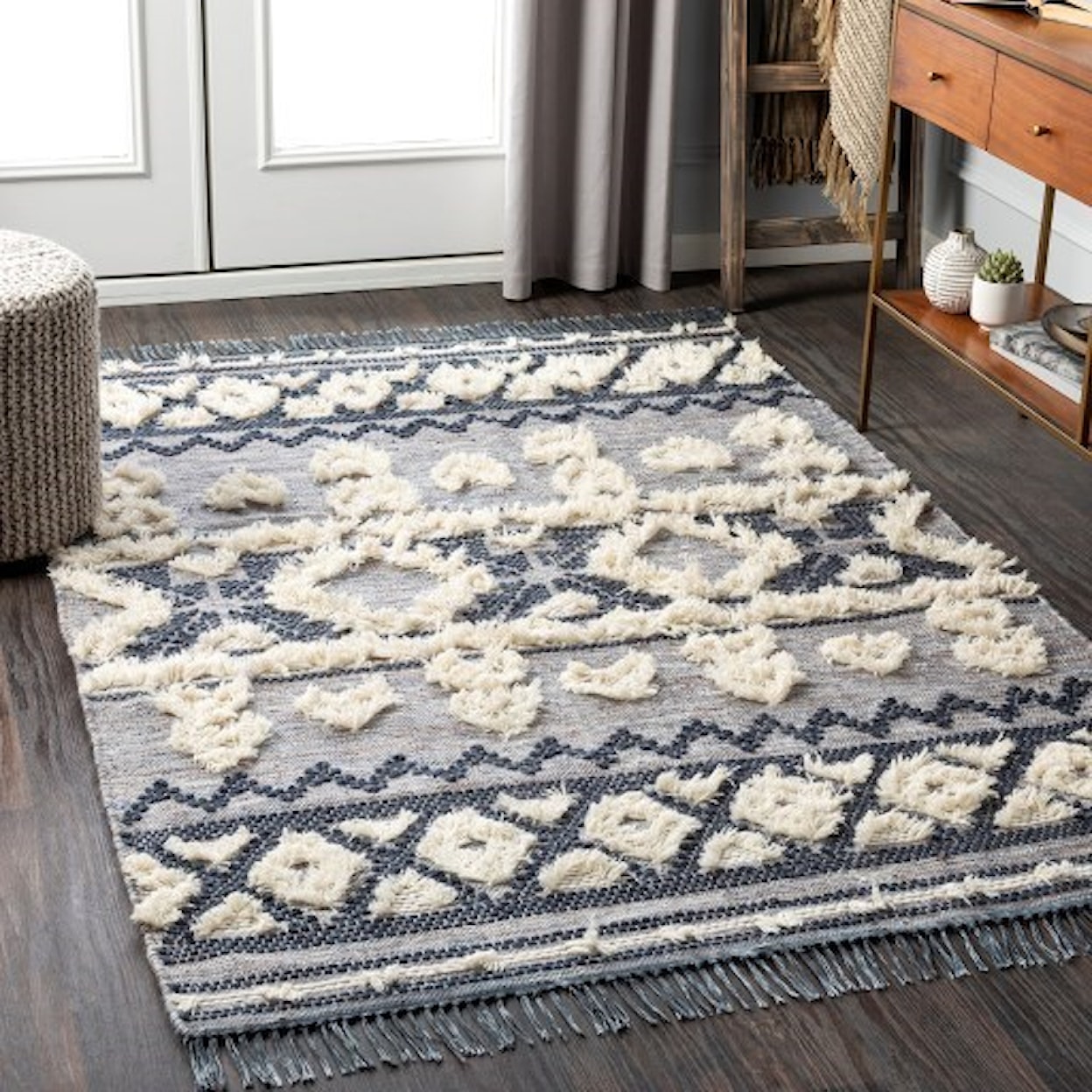 Surya Cheyenne 2' x 3' Rug