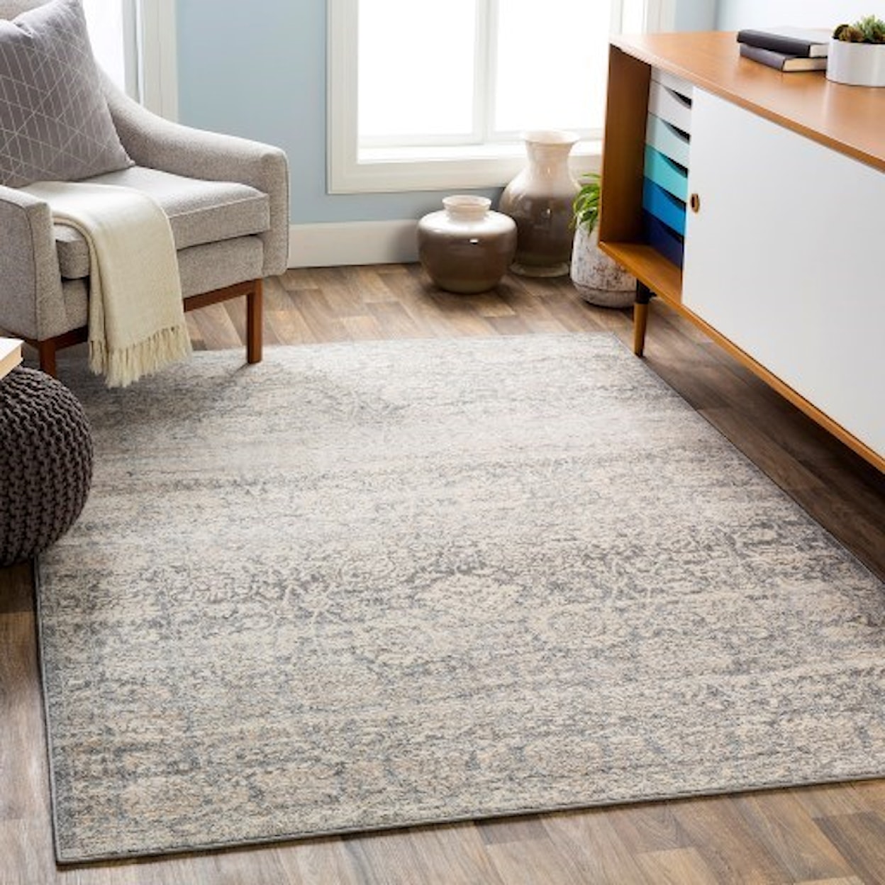 Surya Claire 6'7" x 9' Rug