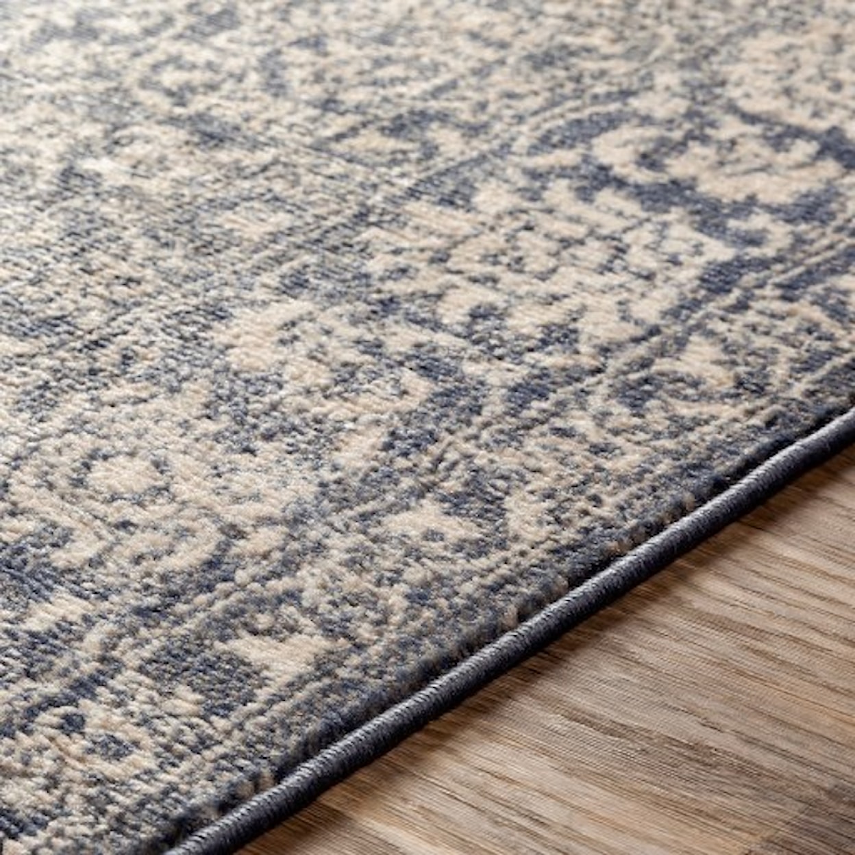 Surya Claire 5'3" x 7'3" Rug