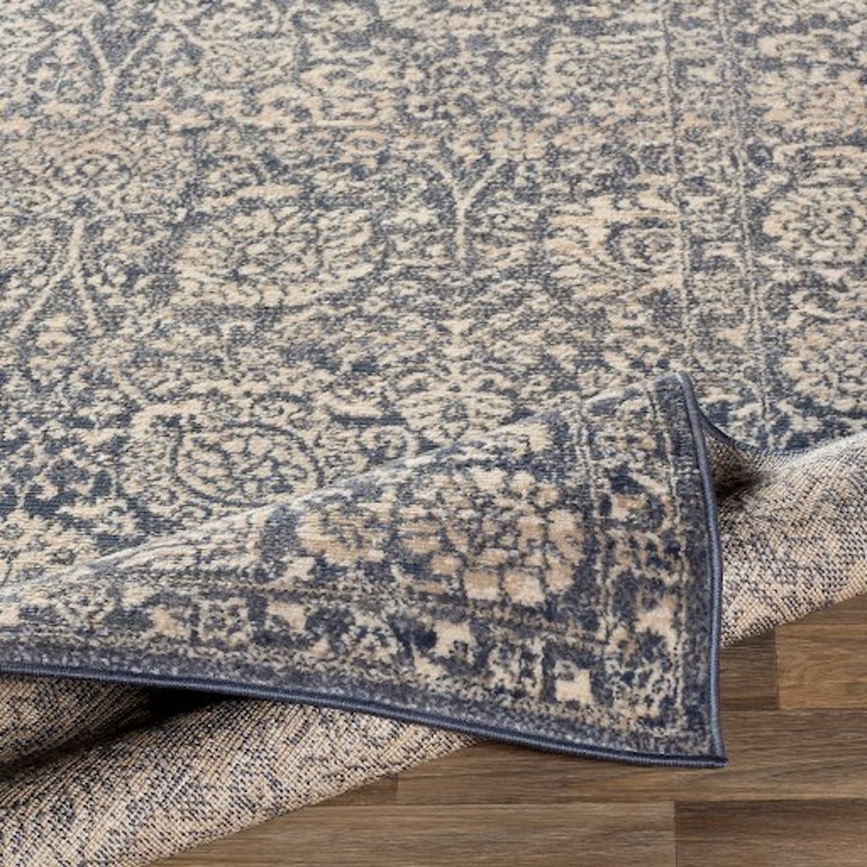 Surya Claire 5'3" x 7'3" Rug