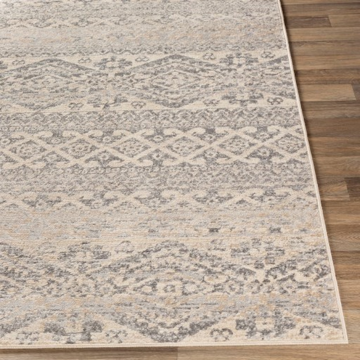 Surya Claire 5'3" x 7'3" Rug