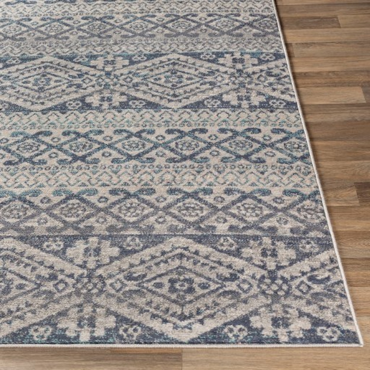 Surya Claire 5'3" x 7'3" Rug